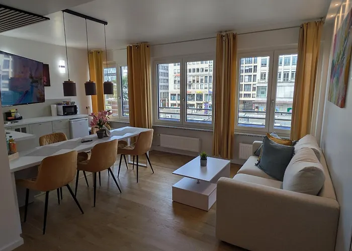 Munich Top Place Direkt Am Karlsplatz - Stachus 70 Qm Mit 2 Schlafzimmer Apartment Mila