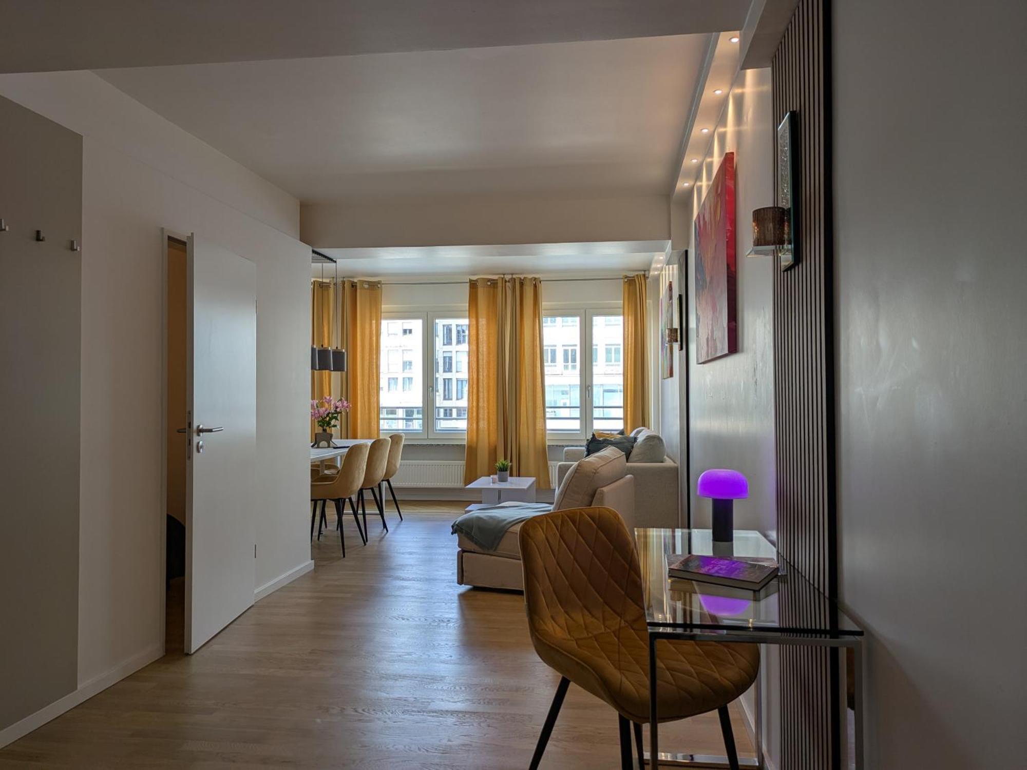 Place Direkt Am Karlsplatz - Stachus 70 Qm Mit 2 Schlafzimmer Mila Appartement *